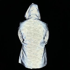 Meet your Posher, Warren